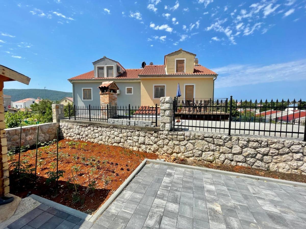 Lovro #1&#2 Apartments Cres Exterior foto