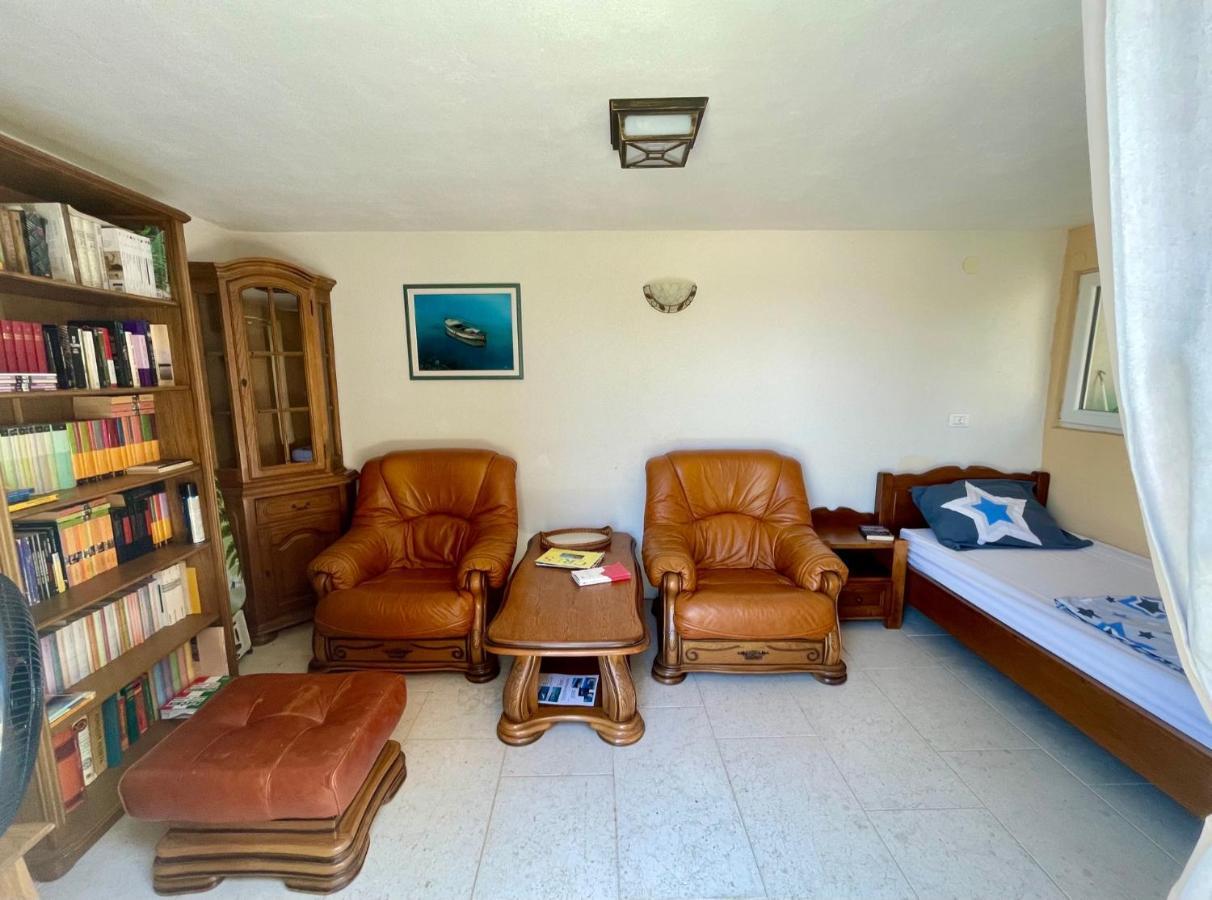 Lovro #1&#2 Apartments Cres Exterior foto