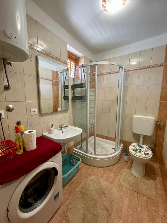 Lovro #1&#2 Apartments Cres Exterior foto