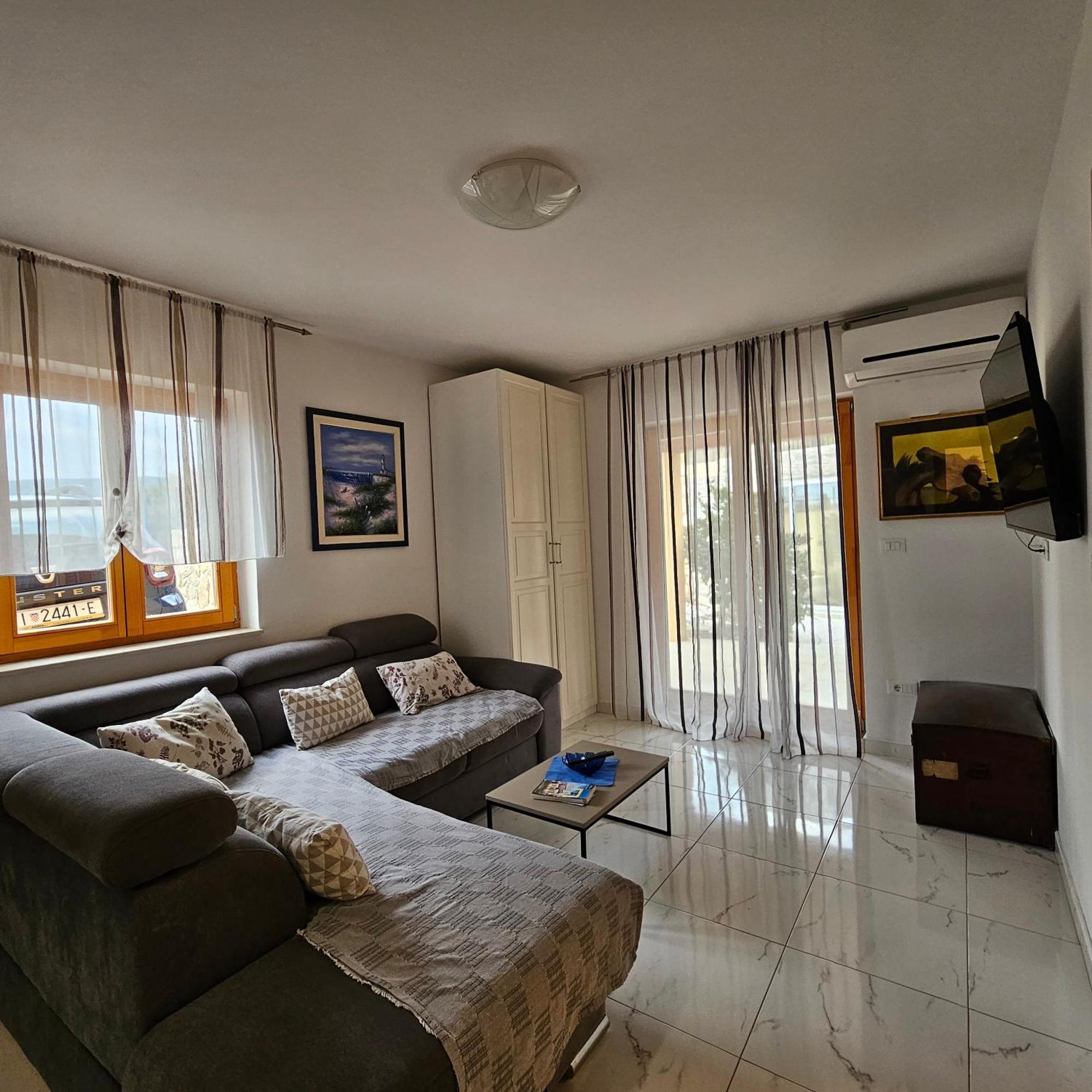 Lovro #1&#2 Apartments Cres Exterior foto